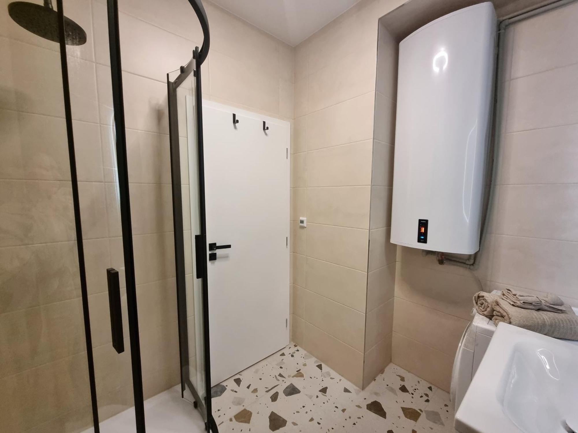7th Heaven Close To Metro And Center Apartamento *